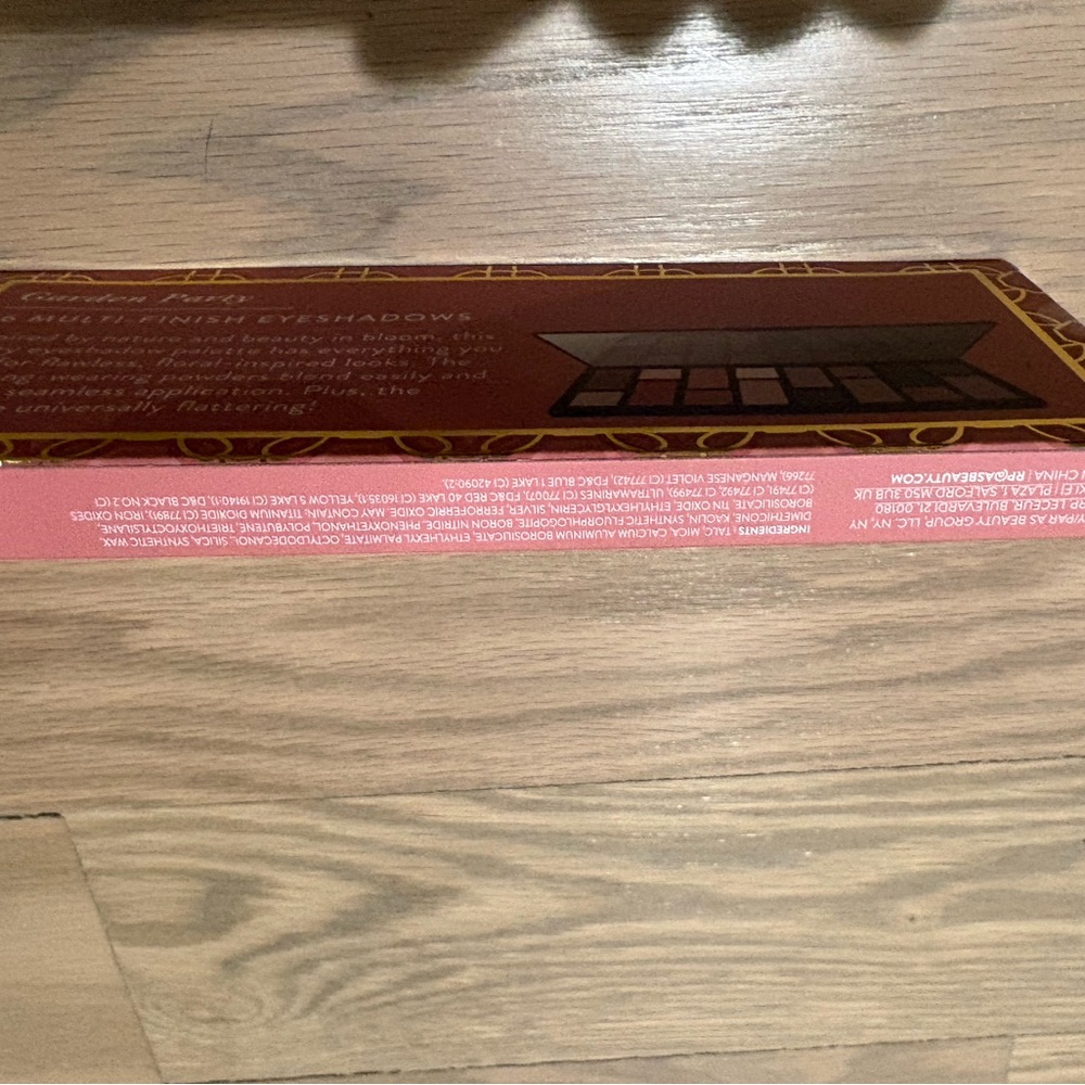 New Laura Geller Garden Party eye shadow palette - Picture 5 of 5